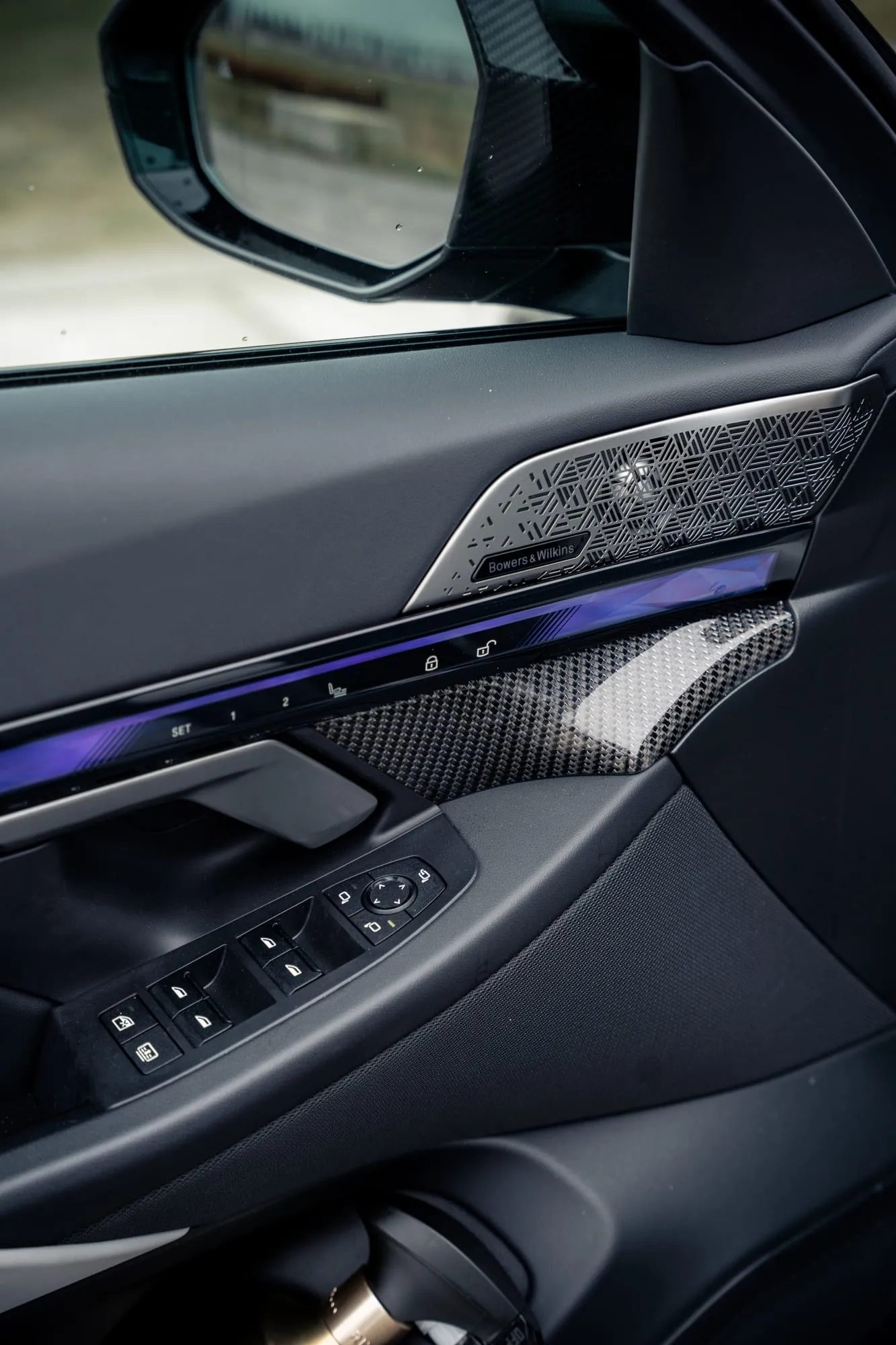 M5 G90 · interieur