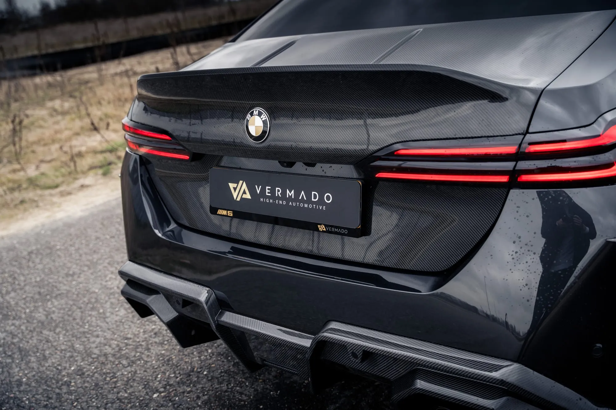 M5 G90